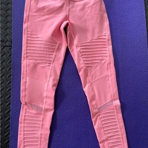 Alo women’s hot pink leggings size S
